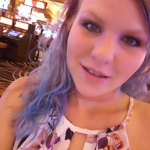 Meet your Posher, Brittney